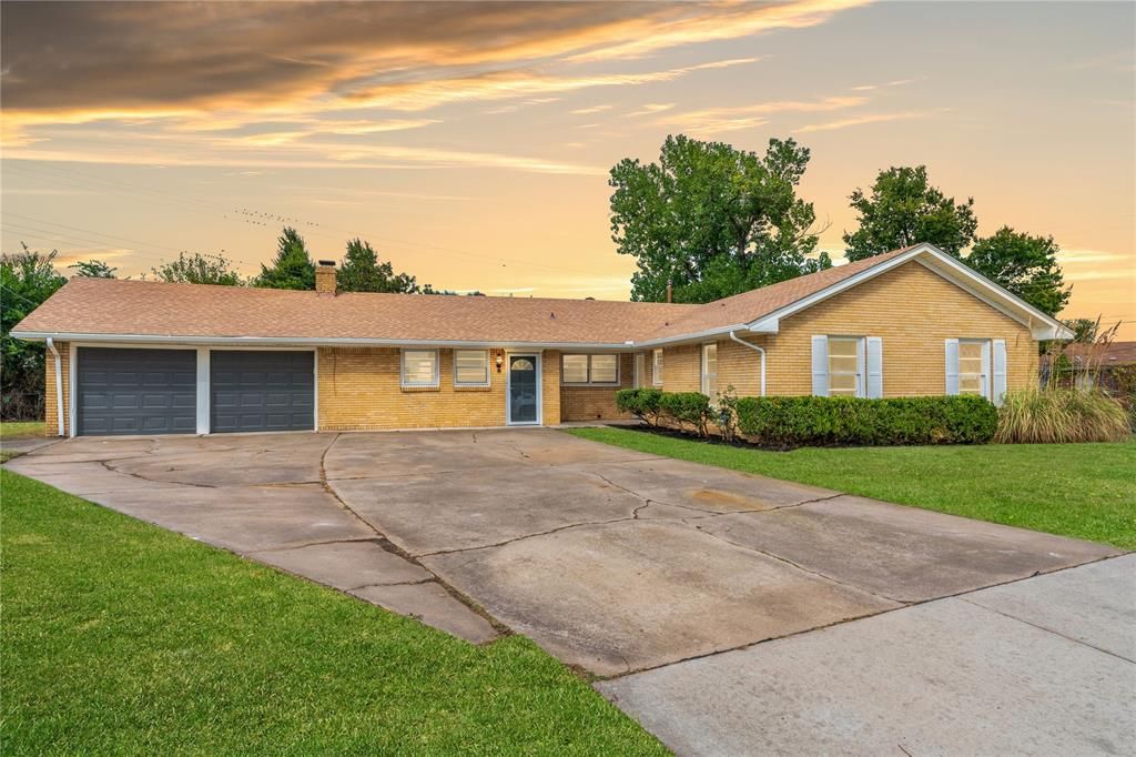 9412 Britton Circle, Oklahoma City, OK 73120