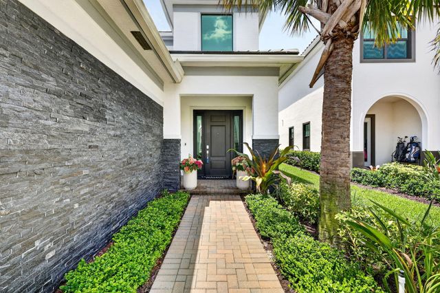 329 SE Fascino Circle, Port St. Lucie, Port St Lucie, FL 34984