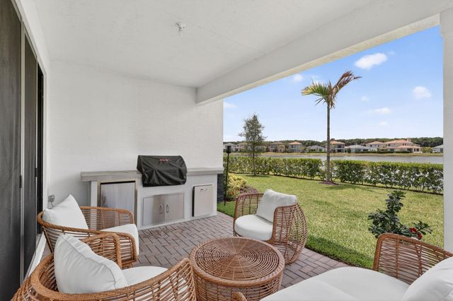 329 SE Fascino Circle, Port St. Lucie, Port St Lucie, FL 34984