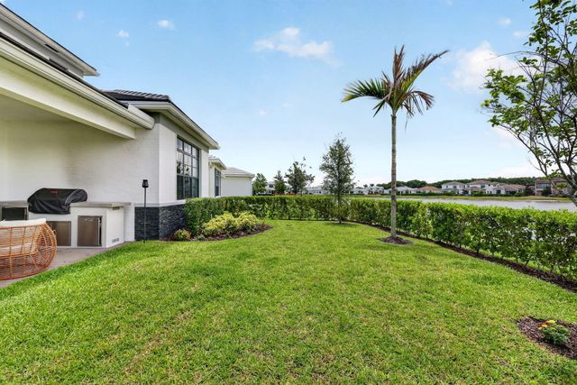 329 SE Fascino Circle, Port St. Lucie, Port St Lucie, FL 34984