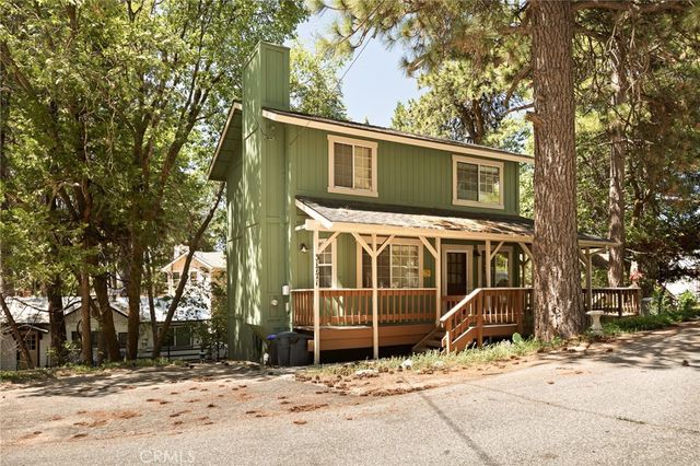 31771 Panorama Drive, Running Springs, CA 92382