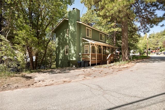 31771 Panorama Drive, Running Springs, CA 92382