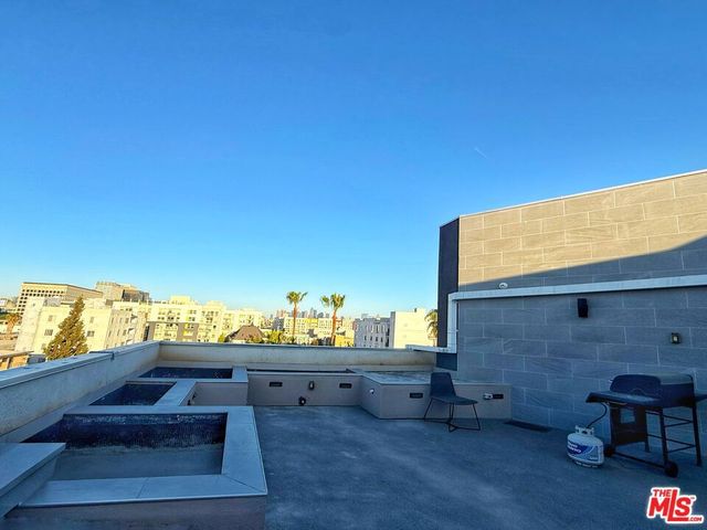 723 S St Andrews Place 609, Los Angeles, CA 90005