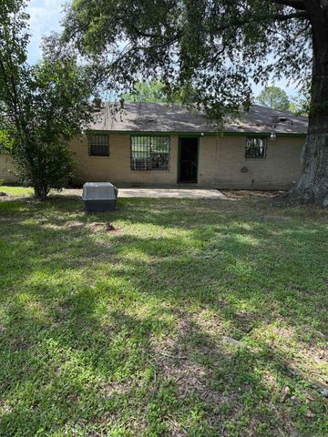 6192 Peyton Dr, Baton Rouge, LA 70811