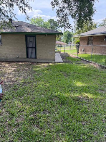 6192 Peyton Dr, Baton Rouge, LA 70811
