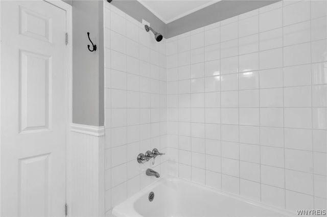 169 Ridgewood Drive, Amherst, NY 14226