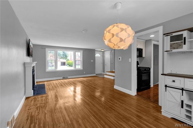 169 Ridgewood Drive, Amherst, NY 14226