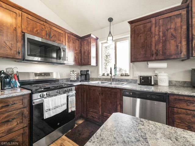 759 Park Brook Road NW, Isanti, MN 55040