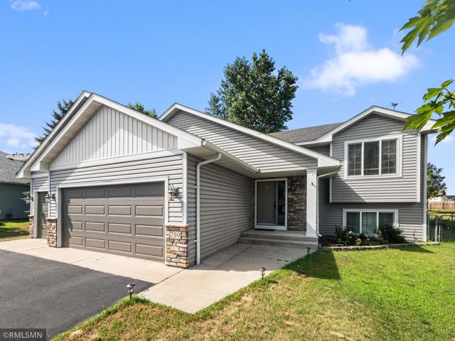 759 Park Brook Road NW, Isanti, MN 55040