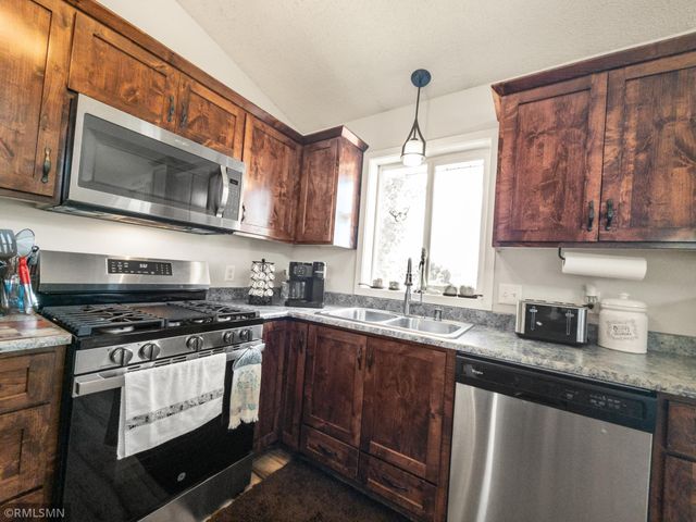 759 Park Brook Road NW, Isanti, MN 55040
