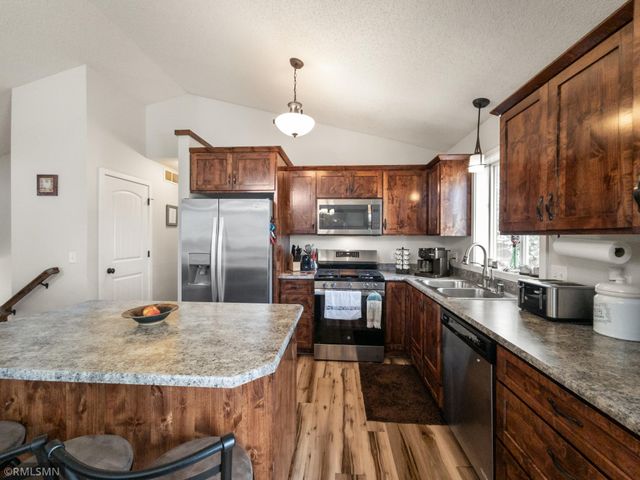 759 Park Brook Road NW, Isanti, MN 55040