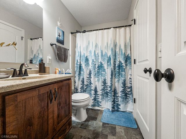 759 Park Brook Road NW, Isanti, MN 55040