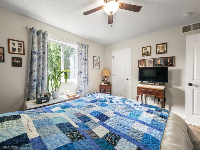 759 Park Brook Road NW, Isanti, MN 55040