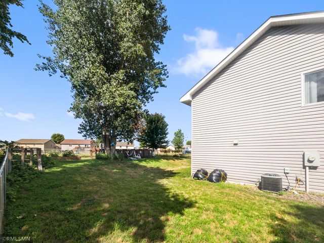 759 Park Brook Road NW, Isanti, MN 55040