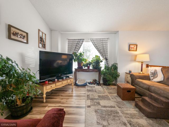 759 Park Brook Road NW, Isanti, MN 55040
