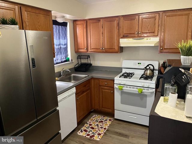 8118 RYERS AVE, Philadelphia, PA 19111