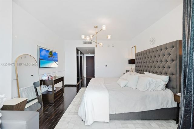 17001 Collins Ave 2805, Sunny Isles Beach, FL 33160