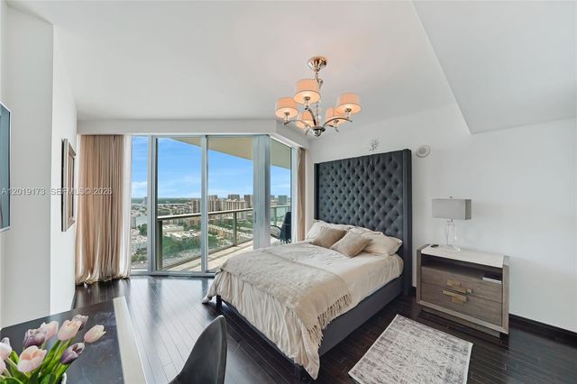 17001 Collins Ave 2805, Sunny Isles Beach, FL 33160