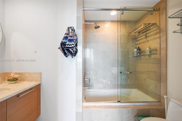 17001 Collins Ave 2805, Sunny Isles Beach, FL 33160
