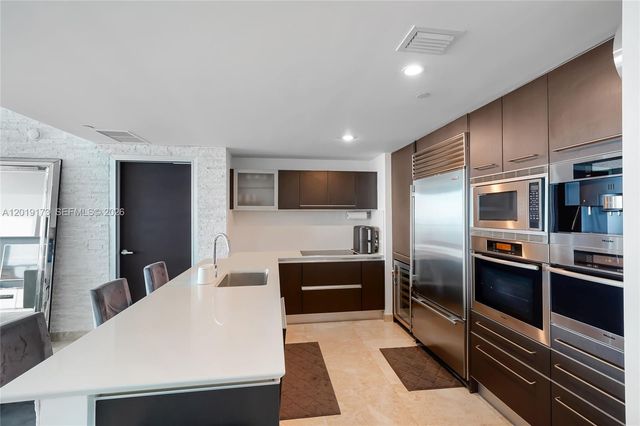 17001 Collins Ave 2805, Sunny Isles Beach, FL 33160