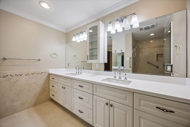 2200 Willowick Road 5AK, Houston, TX 77027