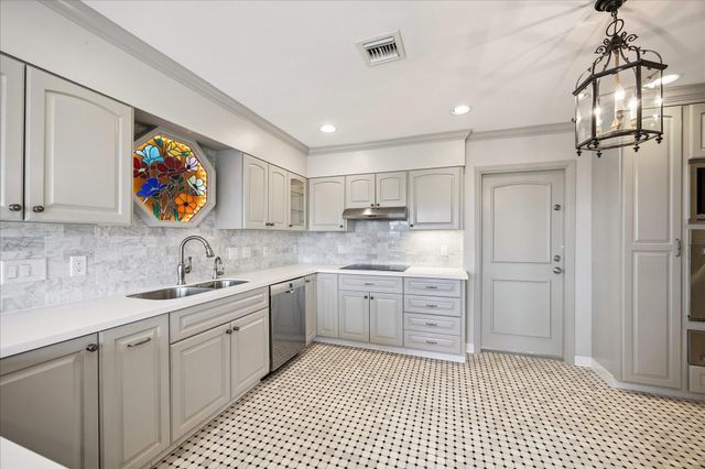 2200 Willowick Road 5AK, Houston, TX 77027