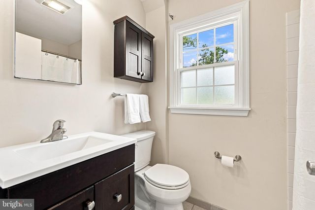 123 HARROGATE RD, Wynnewood, PA 19096