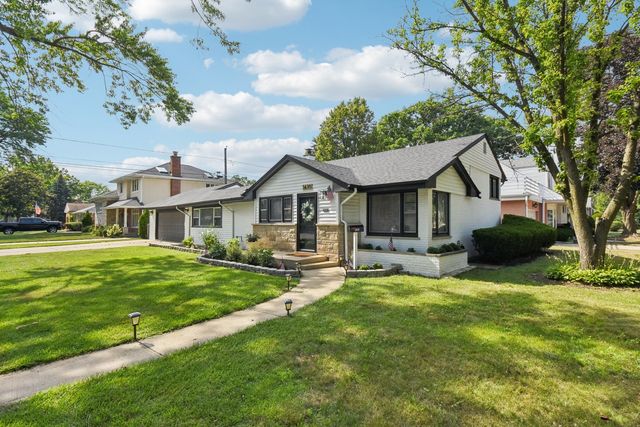 1610 S Greenwood Avenue, Park Ridge, IL 60068