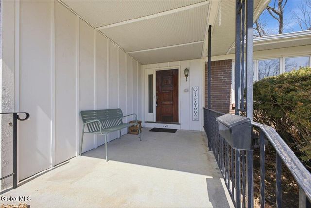 121 Fifth Avenue, Saratoga Springs, NY 12866
