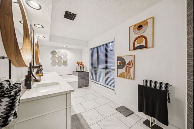 3601 Colosseum Way, Grand Prairie, TX 75052