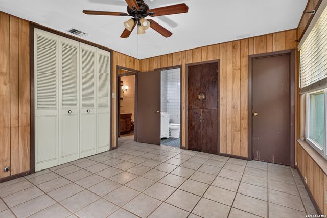2714 LAGOON DR, San Antonio, TX 78224