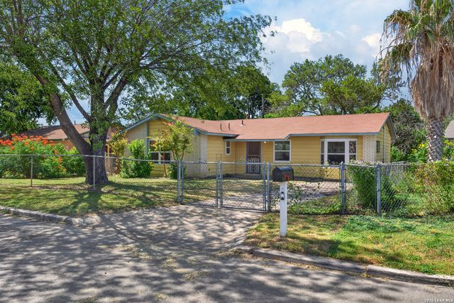 2714 LAGOON DR, San Antonio, TX 78224