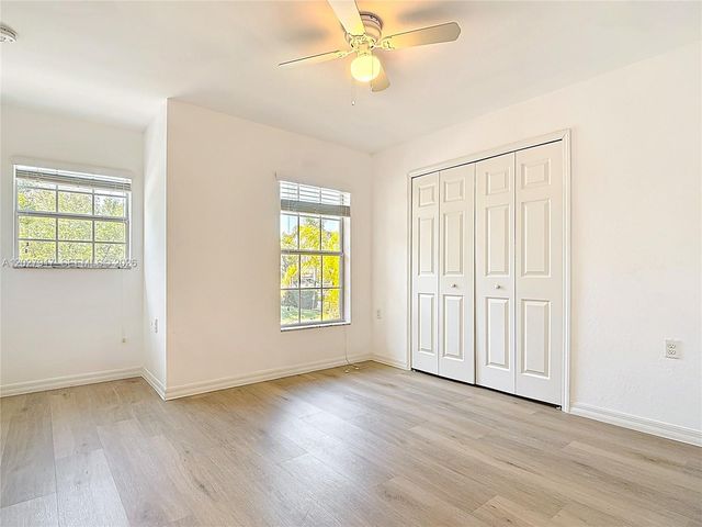 9101 Gervais 1705 1705, Naples, FL 34120