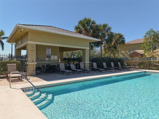 9101 Gervais 1705 1705, Naples, FL 34120