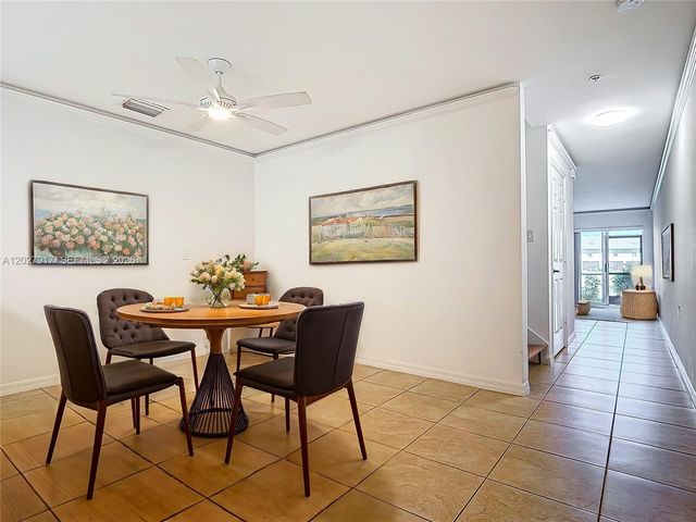 9101 Gervais 1705 1705, Naples, FL 34120
