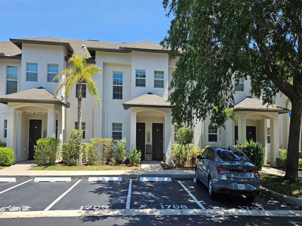 9101 Gervais 1705 1705, Naples, FL 34120