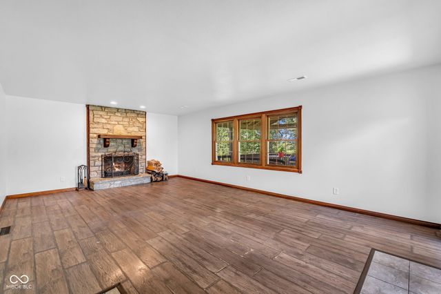7512 N Henderson Ford Road, Mooresville, IN 46158