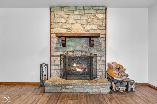 7512 N Henderson Ford Road, Mooresville, IN 46158