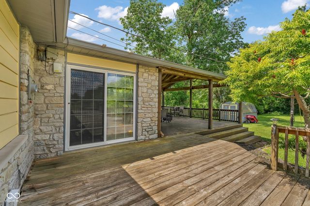 7512 N Henderson Ford Road, Mooresville, IN 46158