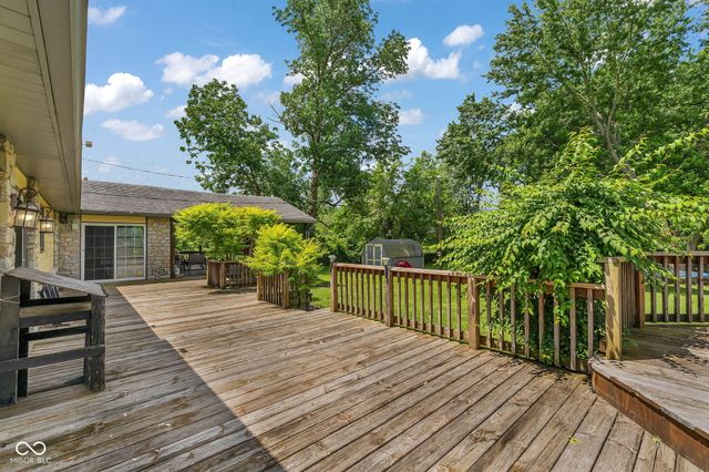 7512 N Henderson Ford Road, Mooresville, IN 46158