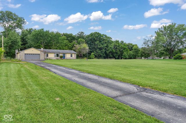 7512 N Henderson Ford Road, Mooresville, IN 46158