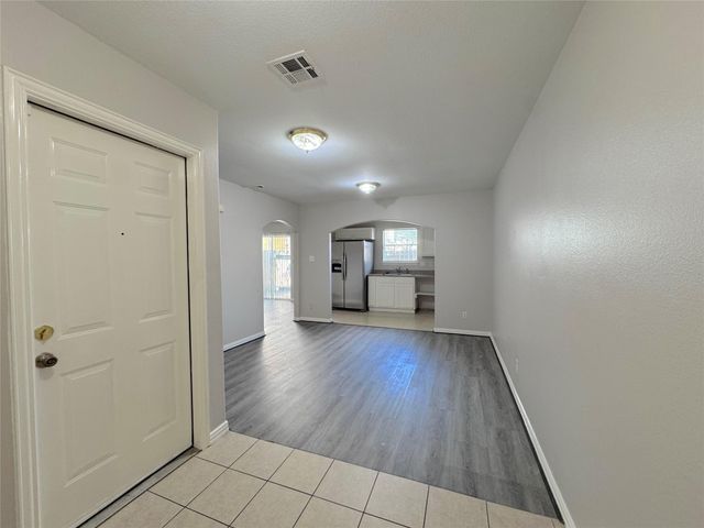 12424 Sunlit Wood Way, Houston, TX 77082
