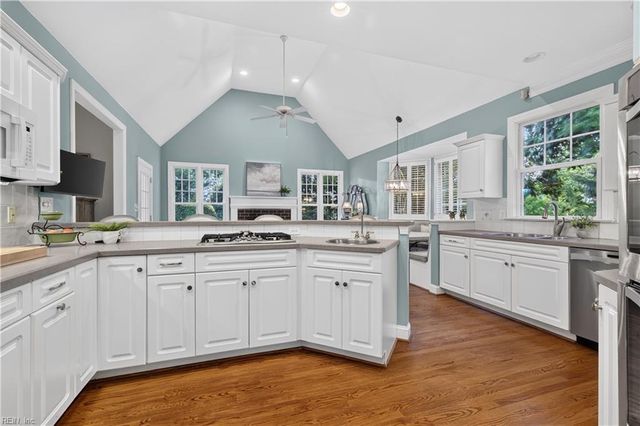 1077 Caton DR, Virginia Beach, VA 23454