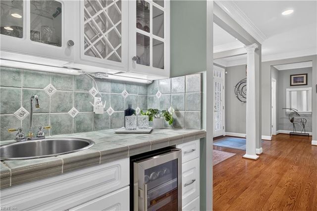 1077 Caton DR, Virginia Beach, VA 23454