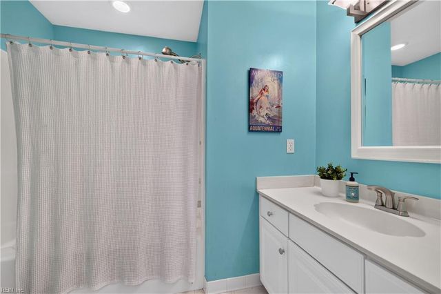 1077 Caton DR, Virginia Beach, VA 23454