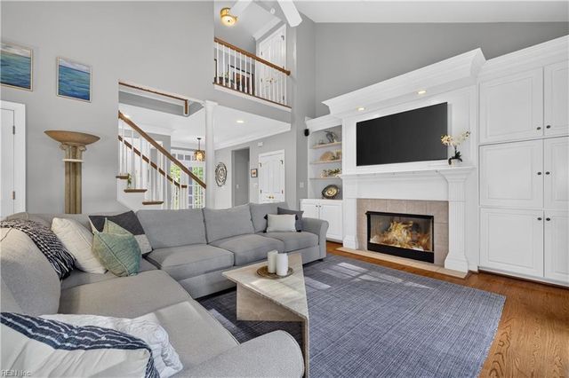 1077 Caton DR, Virginia Beach, VA 23454