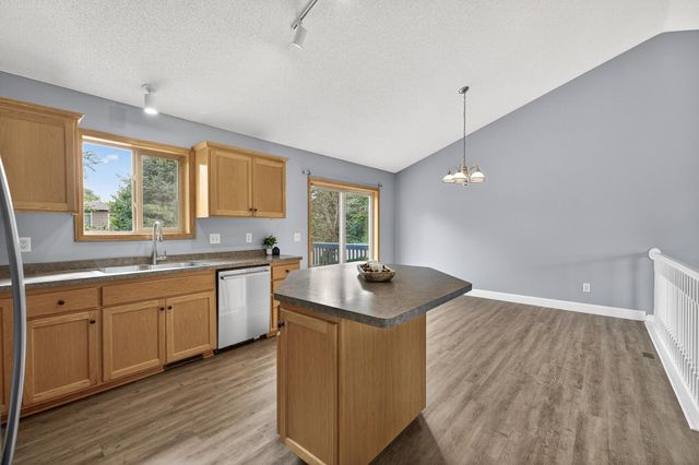 5111 109th Avenue N, Champlin, MN 55316