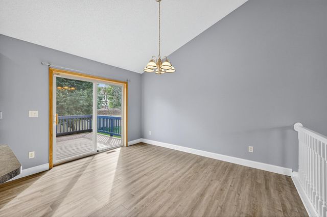 5111 109th Avenue N, Champlin, MN 55316