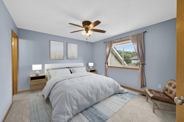 5111 109th Avenue N, Champlin, MN 55316