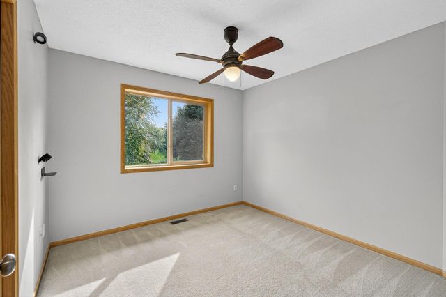 5111 109th Avenue N, Champlin, MN 55316